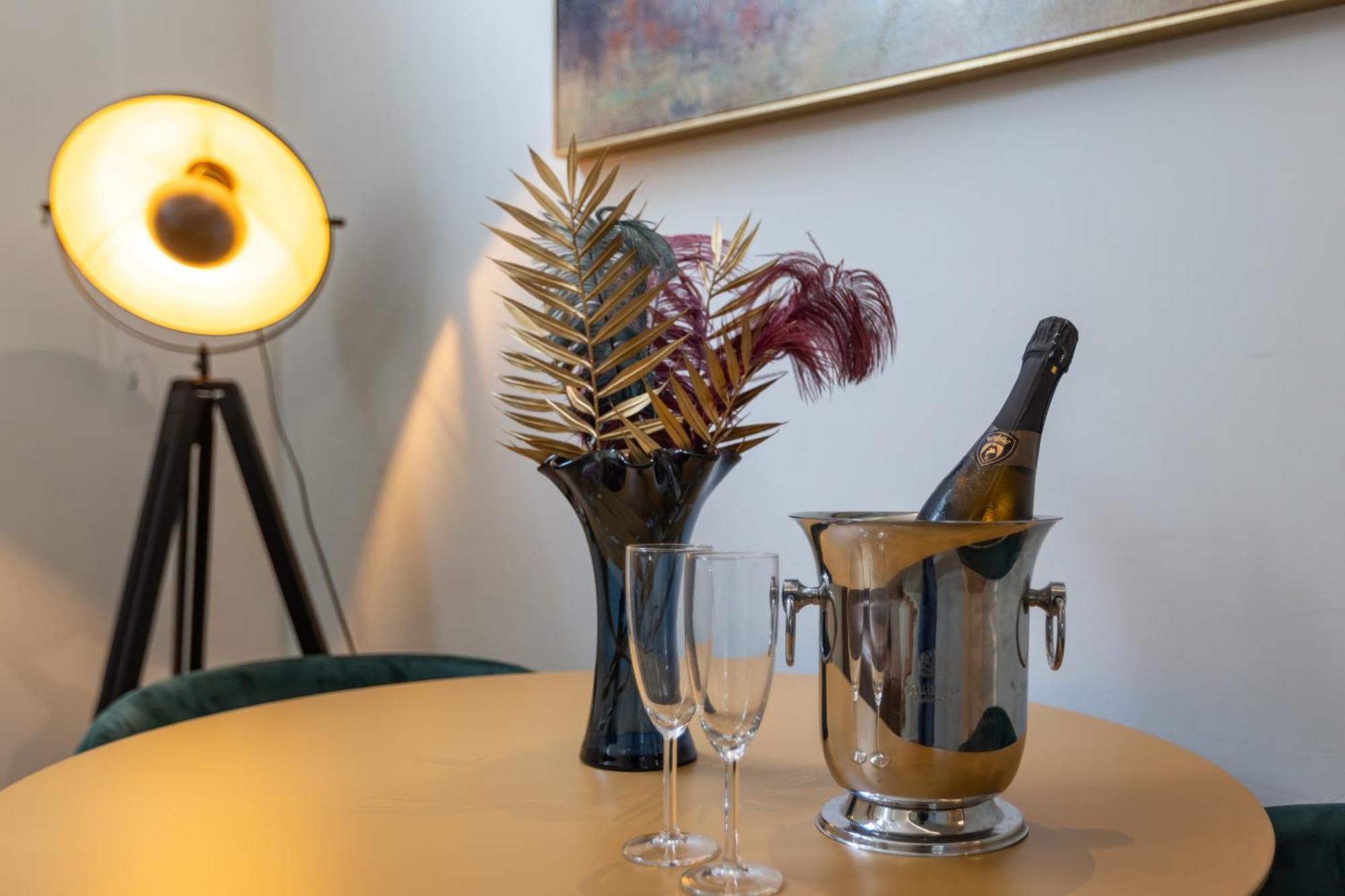 Industrial Cozy Loft Downtown Porto Apartment Bagian luar foto