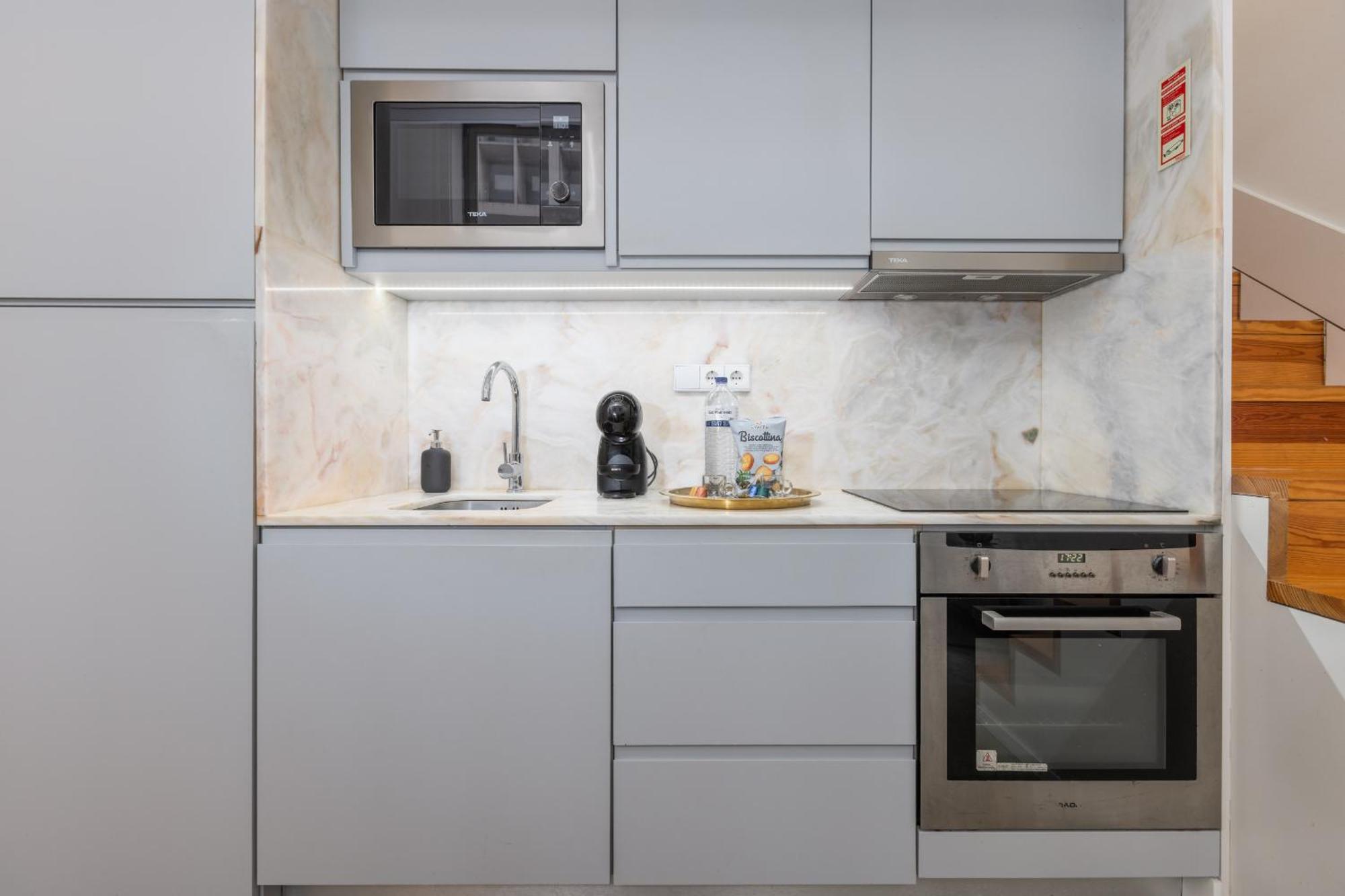 Industrial Cozy Loft Downtown Porto Apartment Bagian luar foto